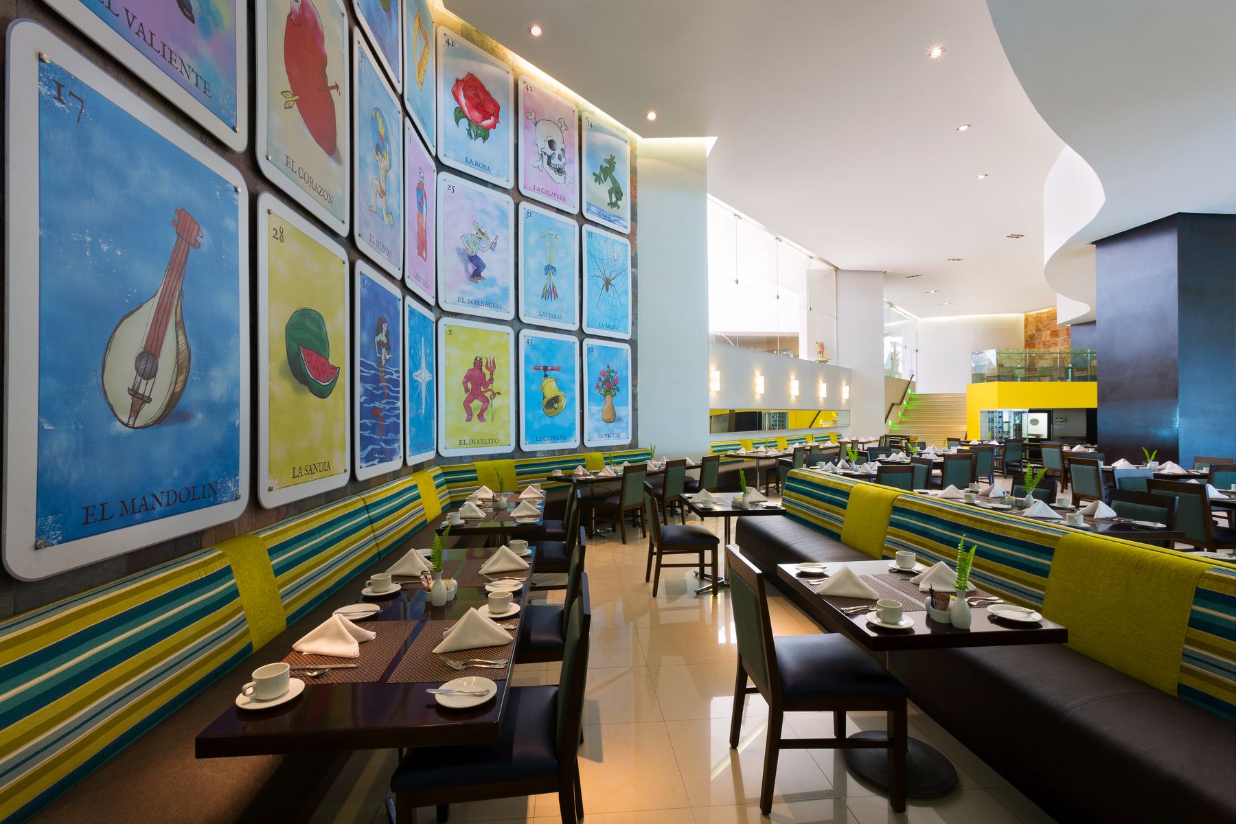 HRH_Vallarta_Market_Restaurant_036_9948