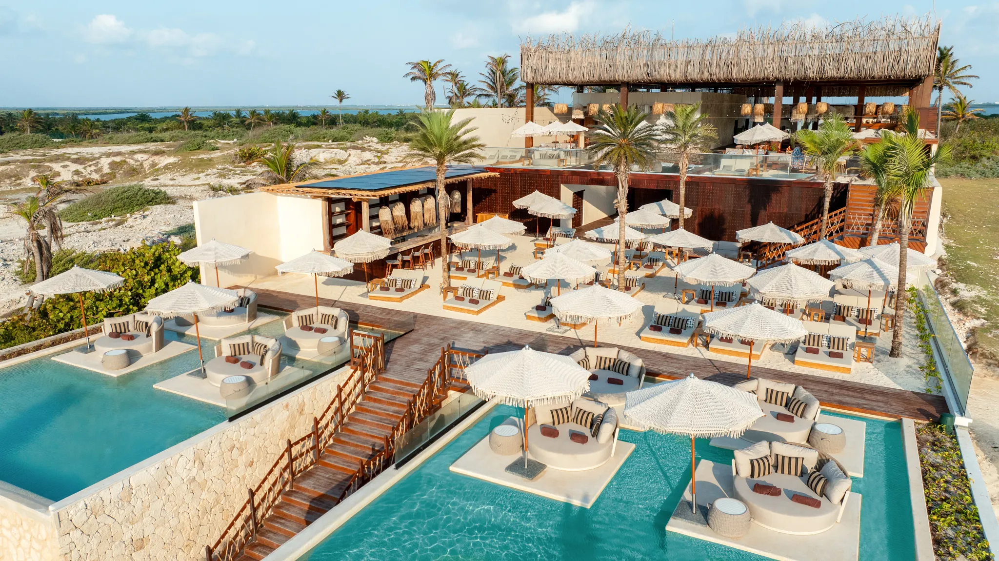 HYVGI-EXT-Aerial-Beach-Club-04B-AFC