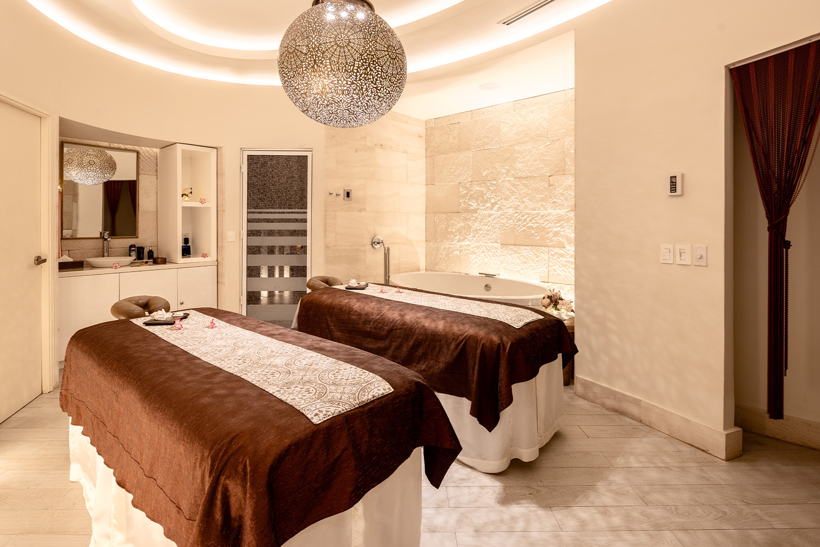 Hard-Rock-Hotel-Vallarta-Cabin-Spa