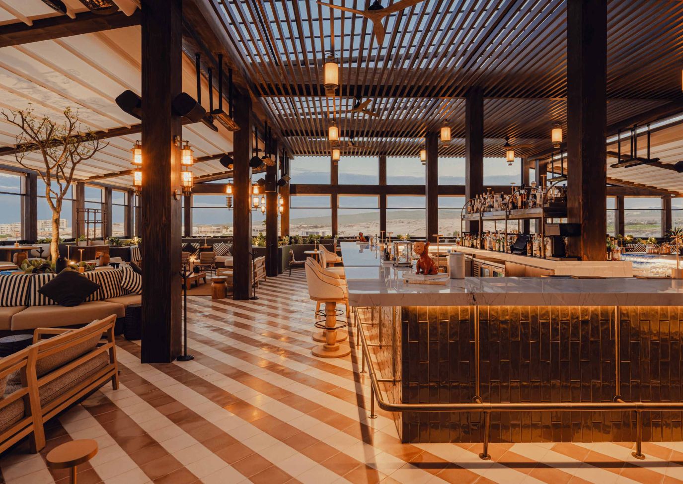 Nobu-Hotel-Los-Cabos-MBar-1375x975