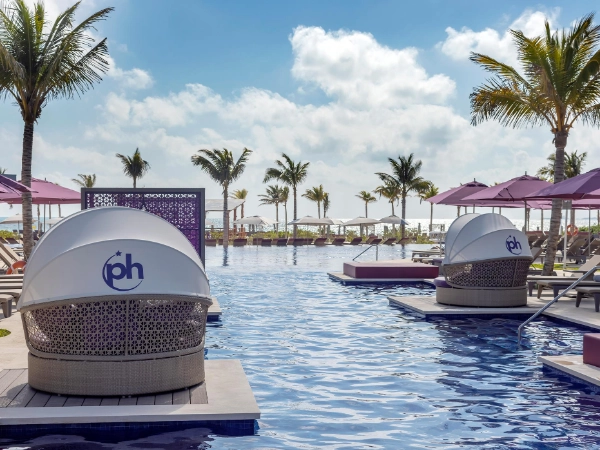 Planet-Hollywood-Adult-Scene-Cancun-An-Autograph-Collection-All-Inclusive-Resort-Adults-Only-202306-CUNADT-05_PH-Adult-Scene-Pool
