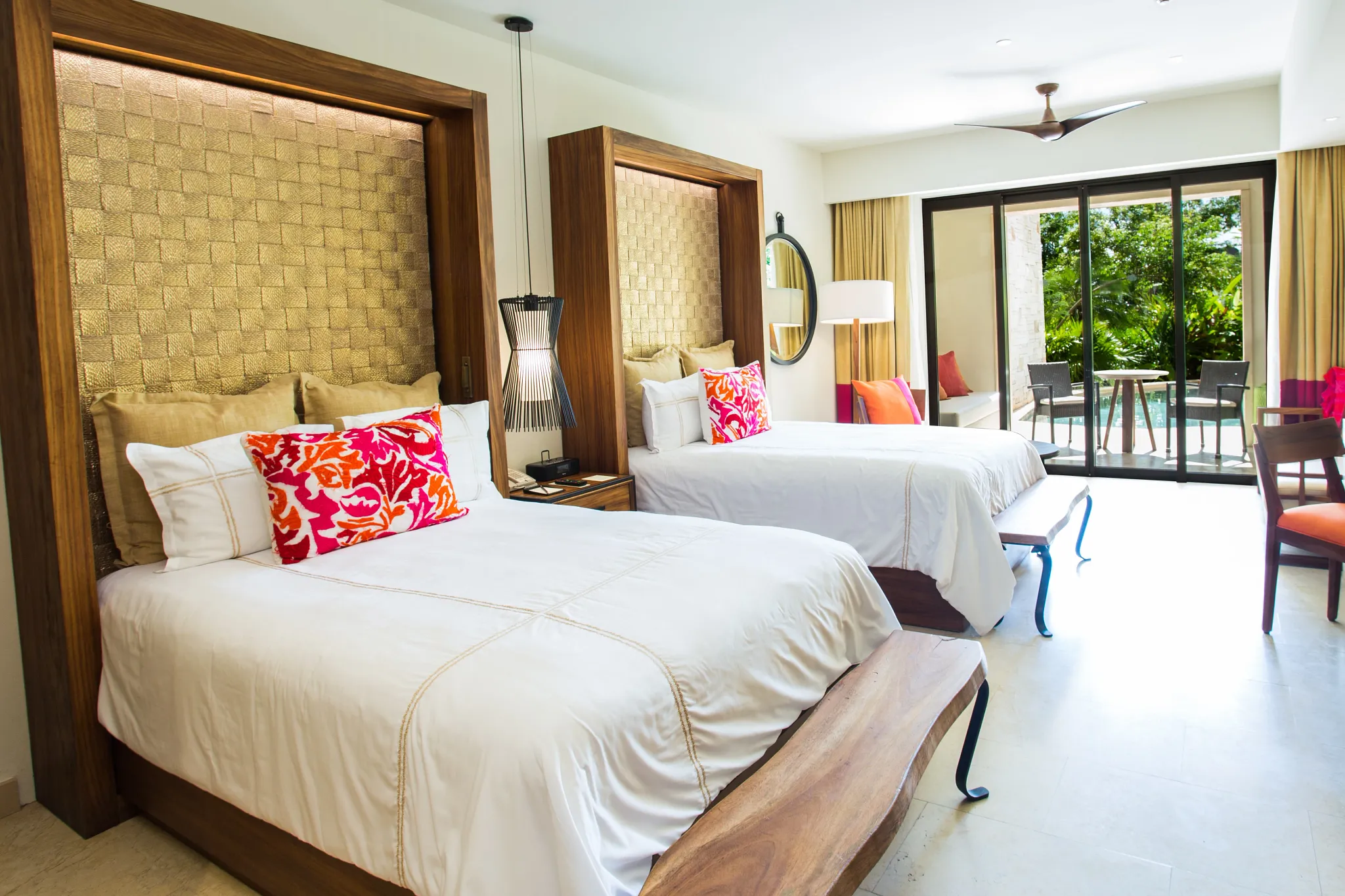 Junior Suite Swim Out