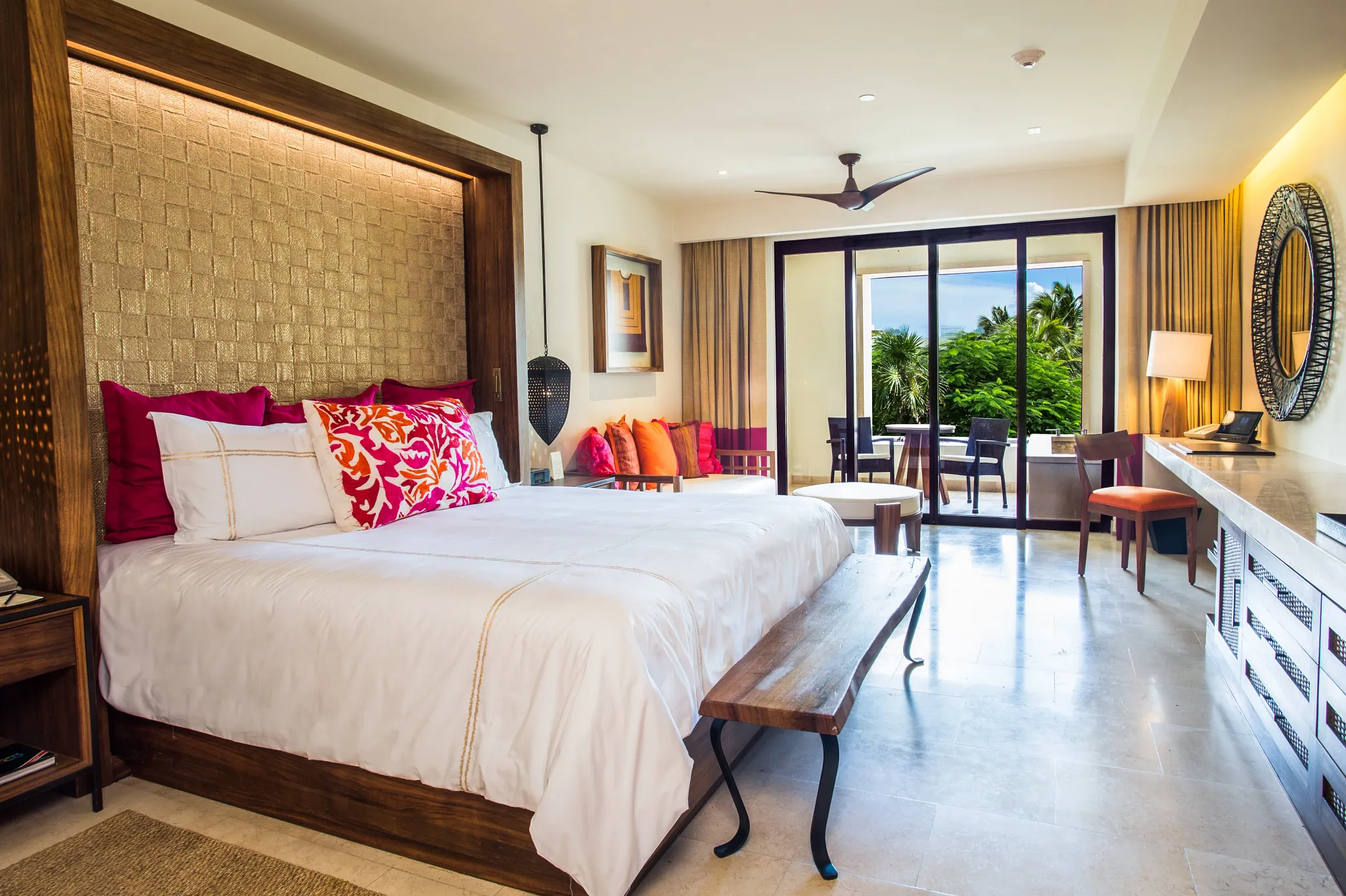 Preferred Club Junior Suite Tropical View