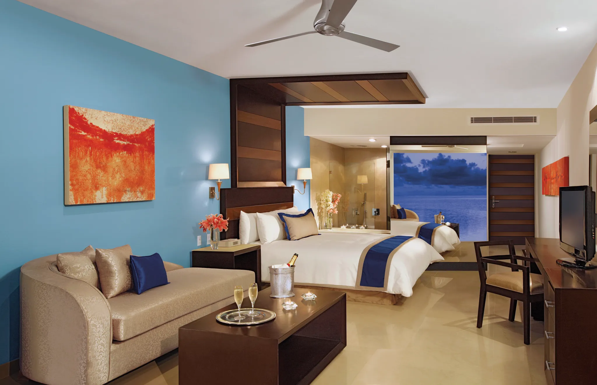 Preferred Club Junior Suite Ocean Front
