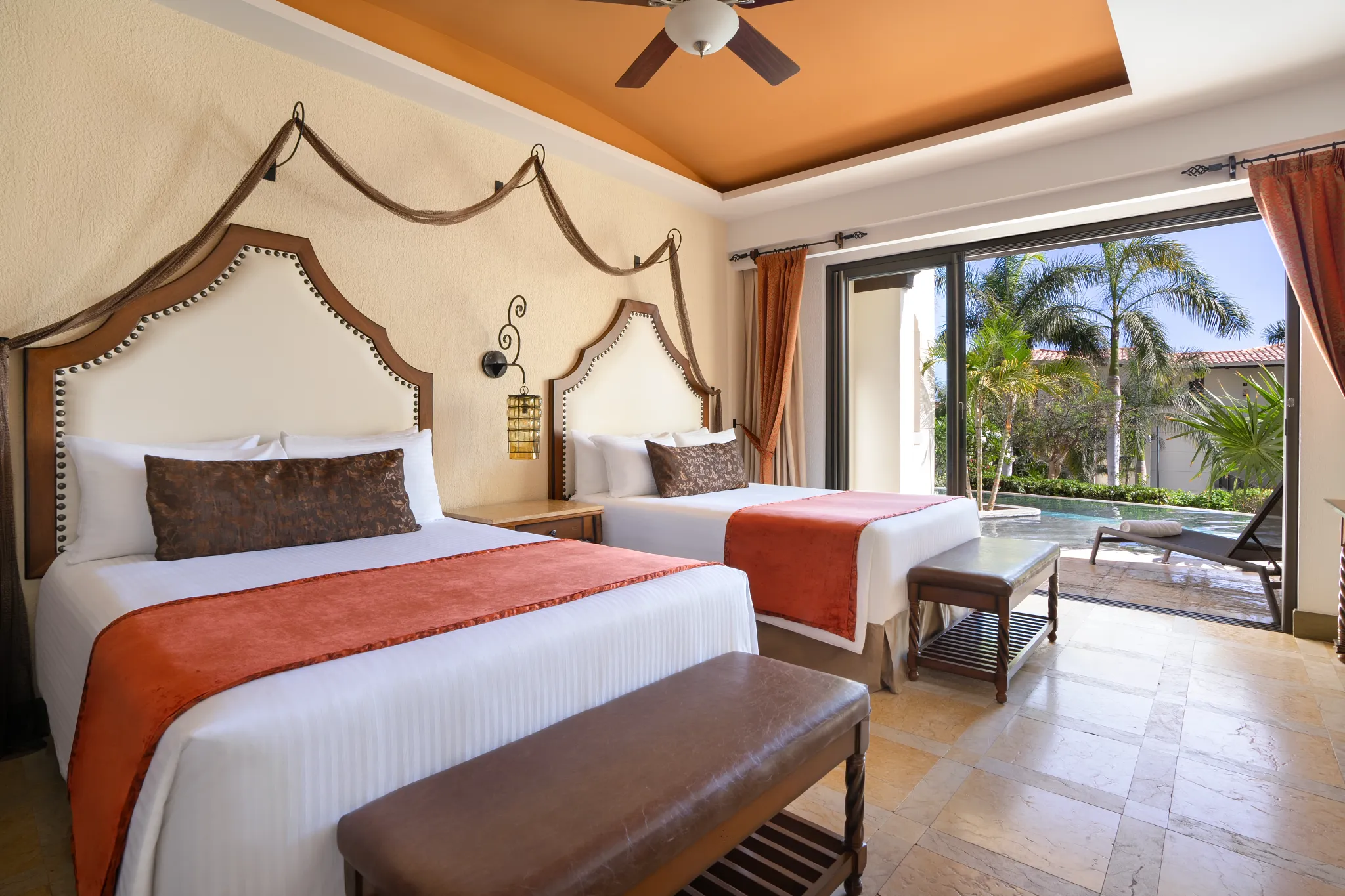 Junior Suite Swim Out Garden View