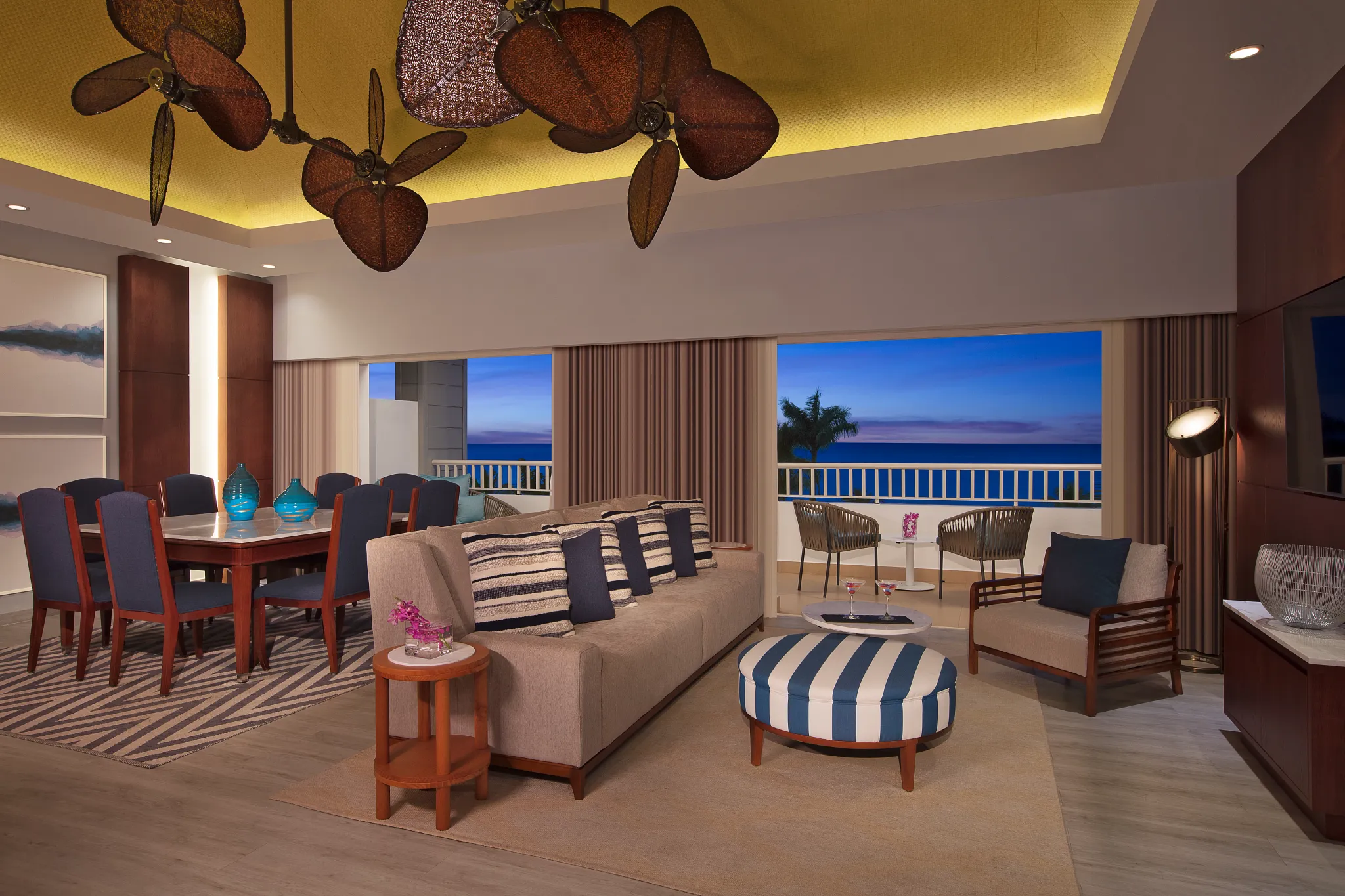 Preferred Club Presidential Suite Ocean Front