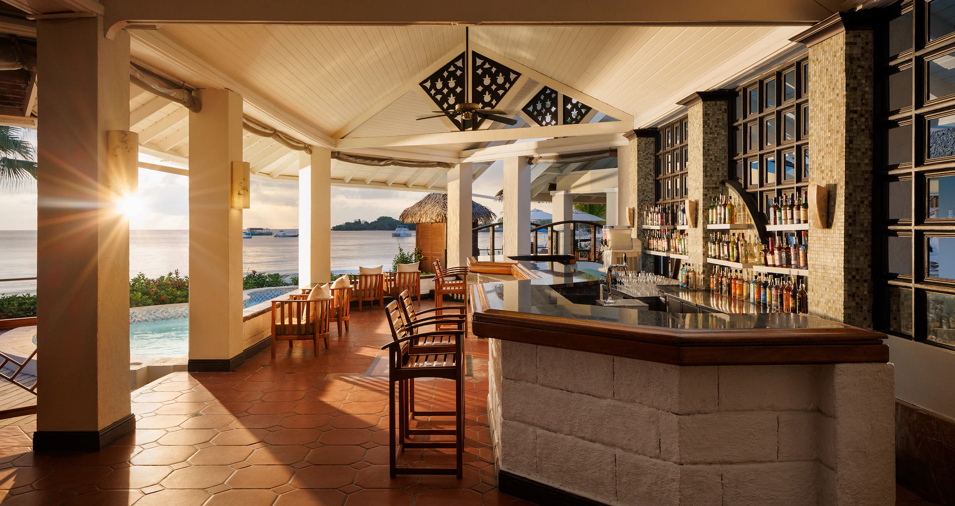 Sandals_Negril_Bar_68ba777dd5