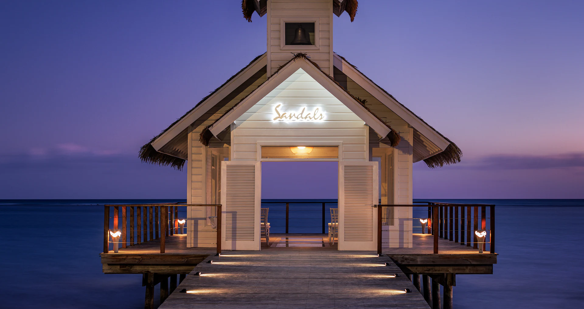 Sandals_Southcoast_Chapel_Night_6ba98f166e_1b5c716d83
