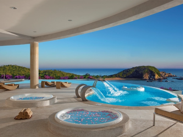 Secrets-Huatulco-Resort-and-Spa-202306-HUXSHX-07_SPA-Circuit