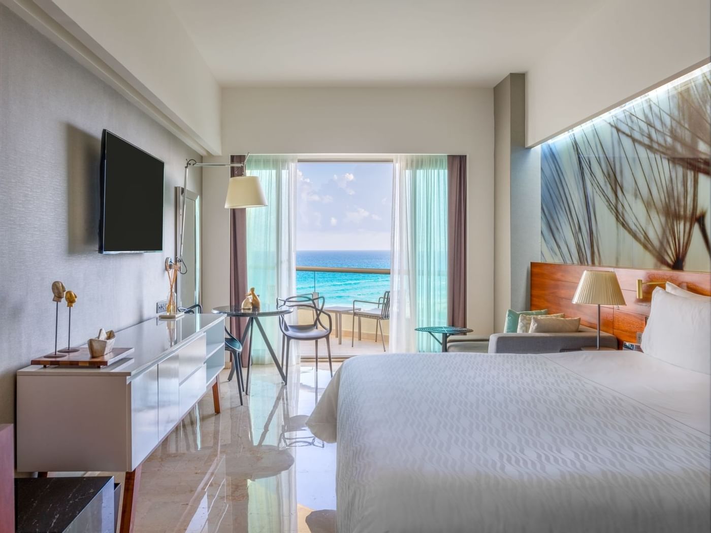 Premium Ocean Front King