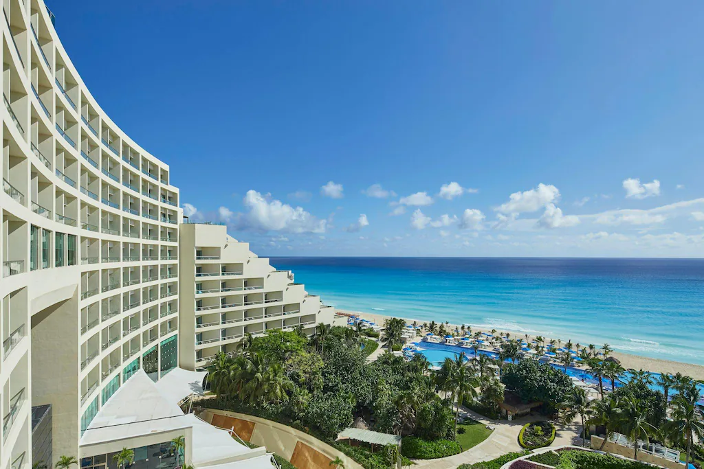 Live Aqua Cancun  resort