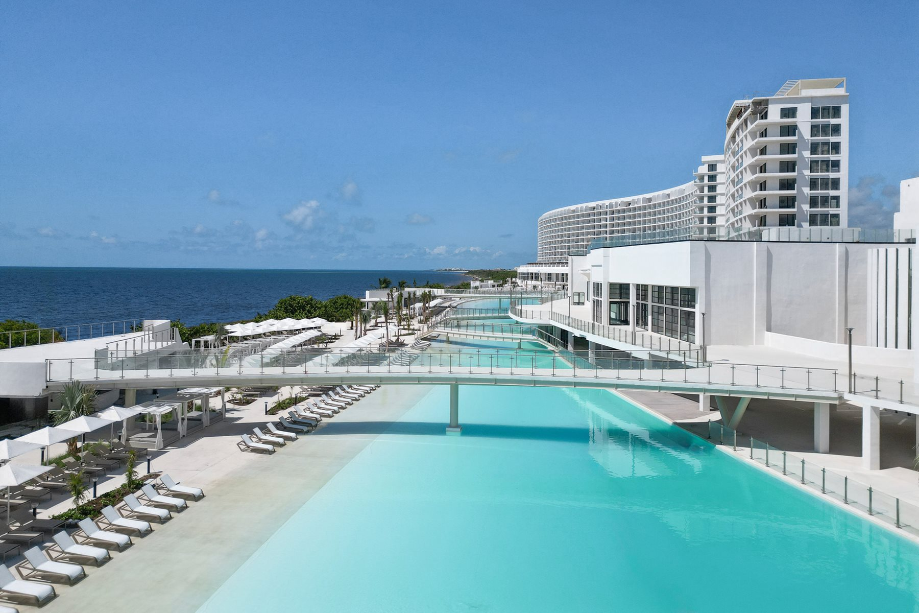 cun-ava-resort-cancun-exterior-01.jpg.webp
