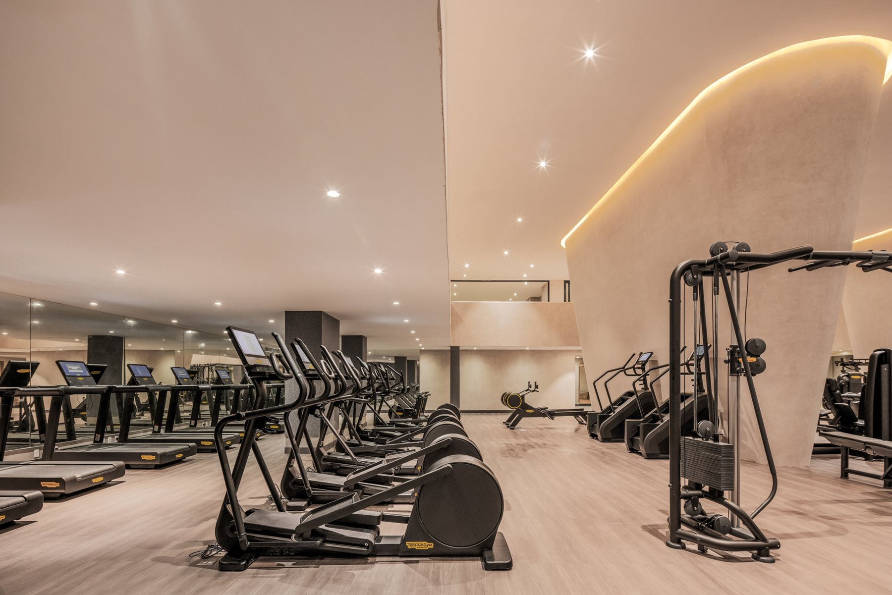 cun-ava-resort-cancun-gym-02.jpg.webp