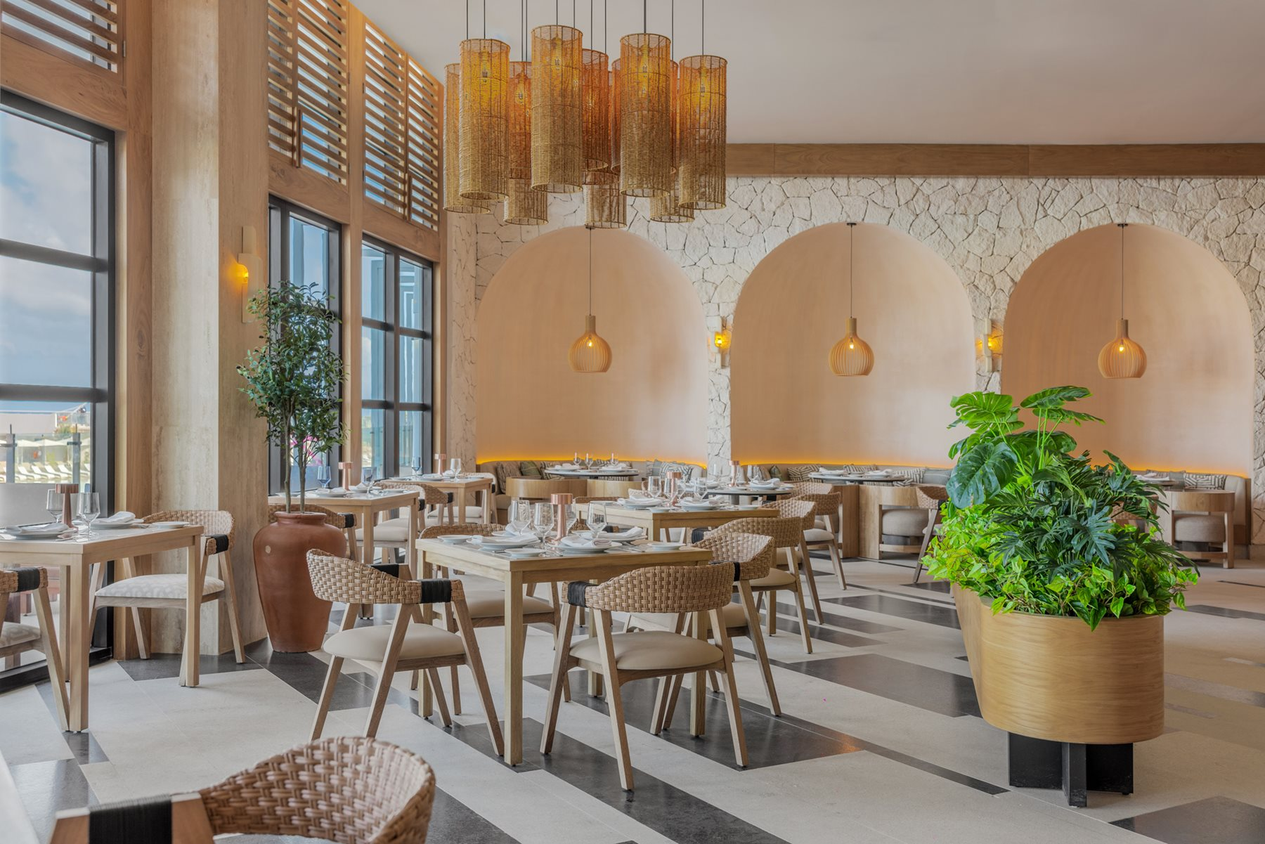 cun-ava-resort-cancun-resto-veranda-01.webp