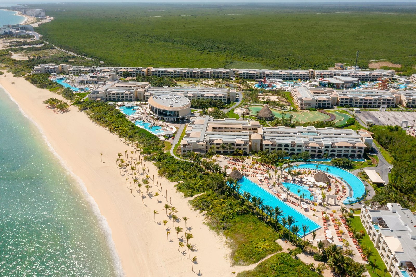 cun-moon-palace-the-grand-cancun-aerial-01