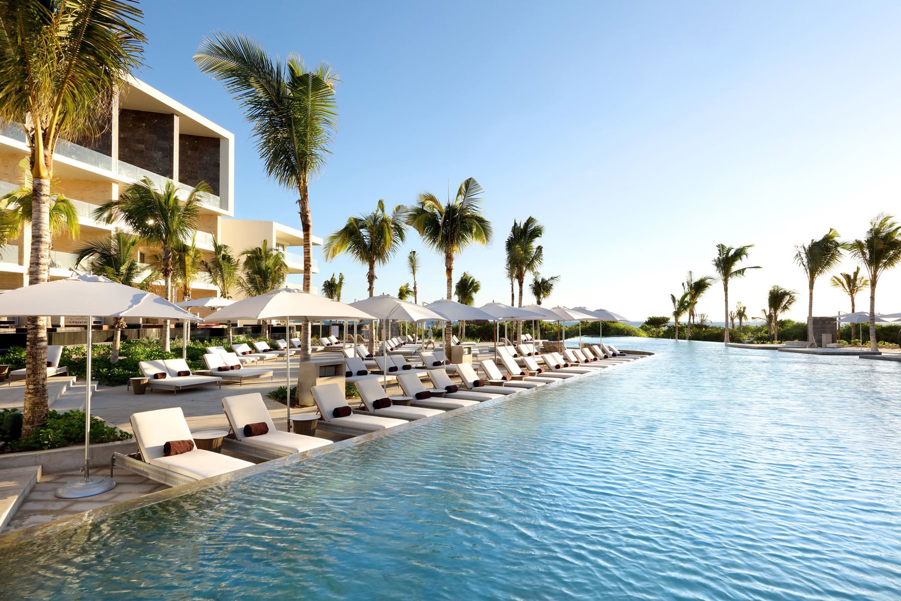 cun-trs-coral-pool-02.jpg