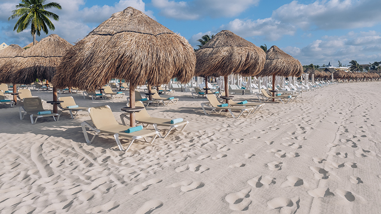 cunil2-beach