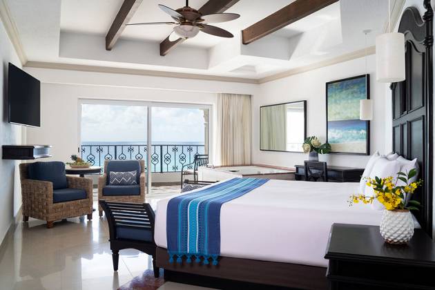 Ocean Front Junior Suite King or Double