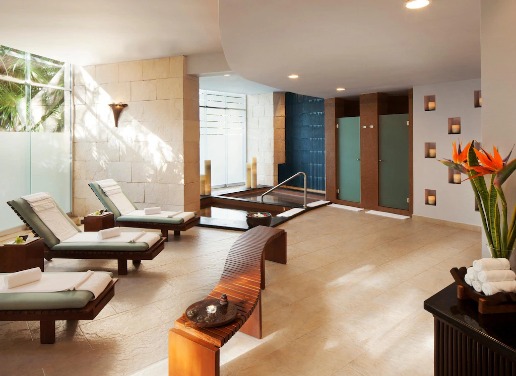 The Fives Beach Hotel & Residences resort