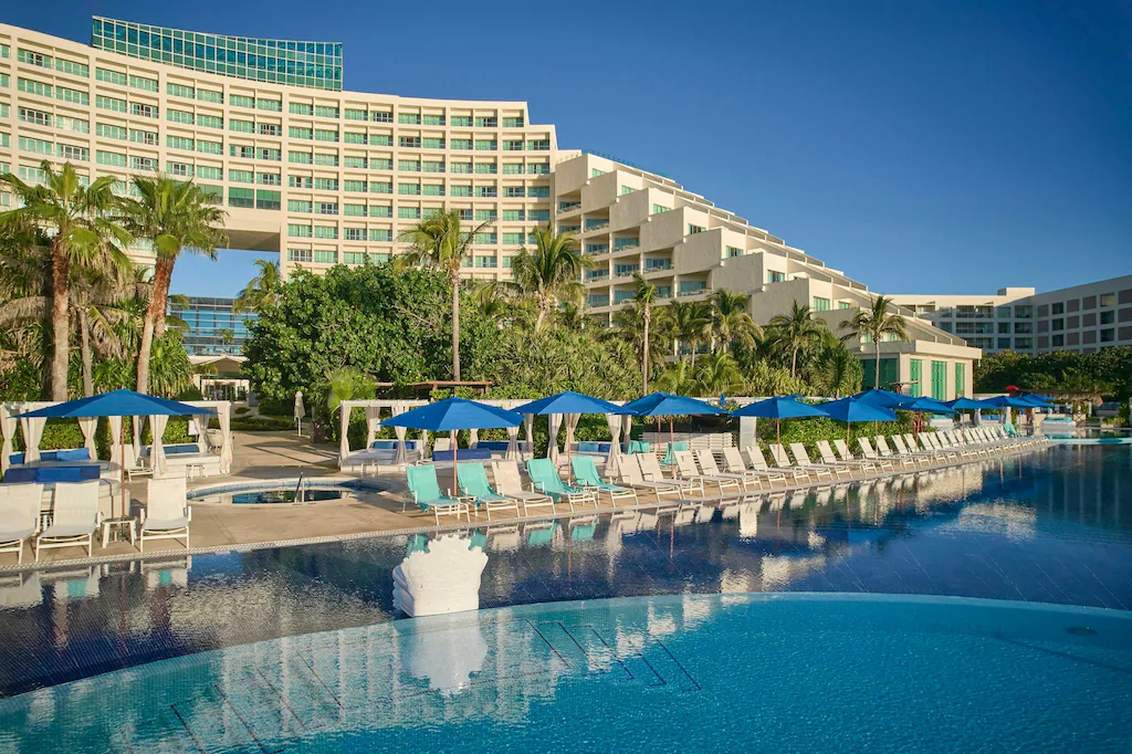 Live Aqua Cancun  resort