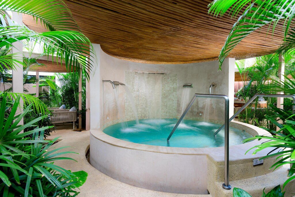 Hilton Cancun Mar Caribe All-Inclusive Resort resort