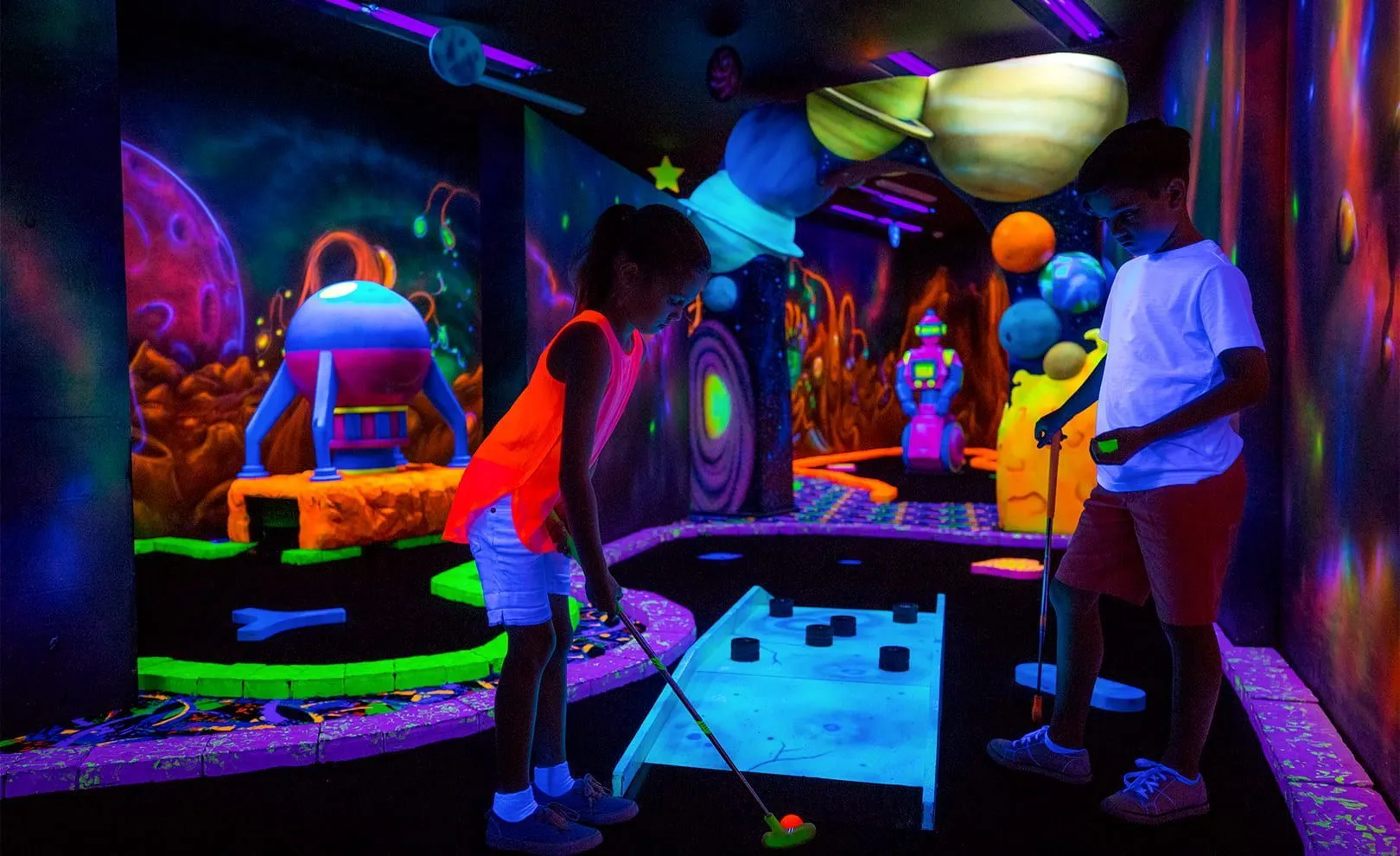 golf-kids-playroom-moon-palace-the-grand_098d63e709