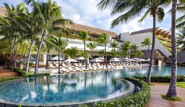 grand-class-pool
