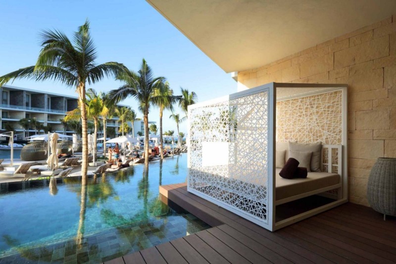 Junior Suite Swim Up