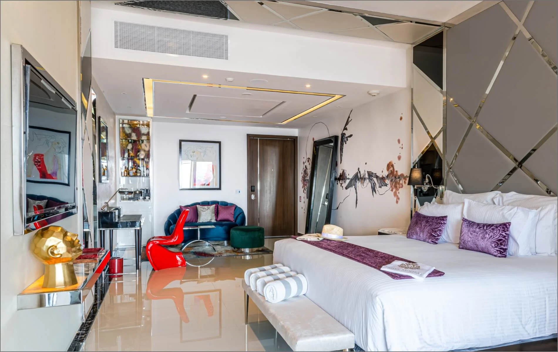 Suite South