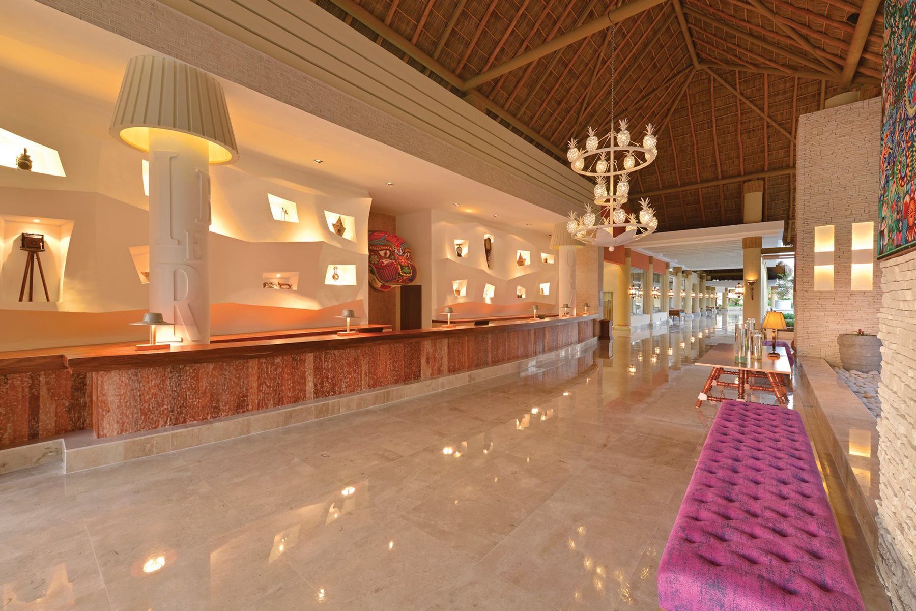 pvr-iberostar-selection-playa-mita-lobby-01