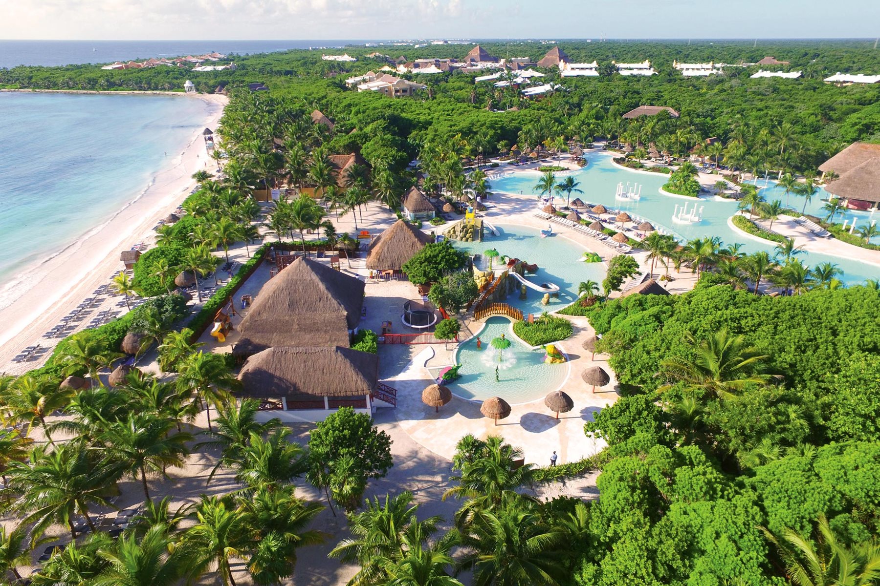 riv-grand-palladium-colonial-aerial-01