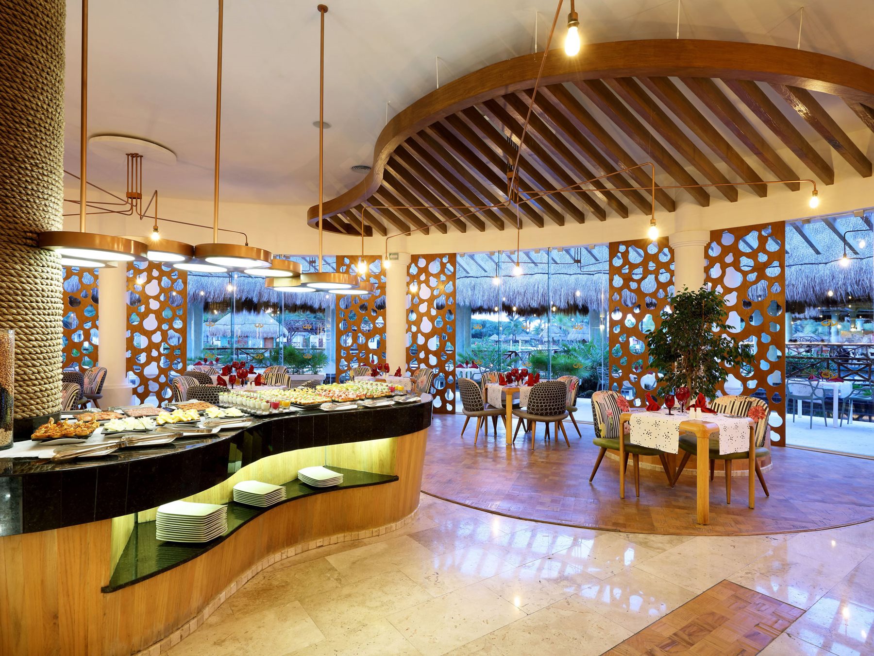 riv-grand-palladium-white-sand-resto-bravo-01