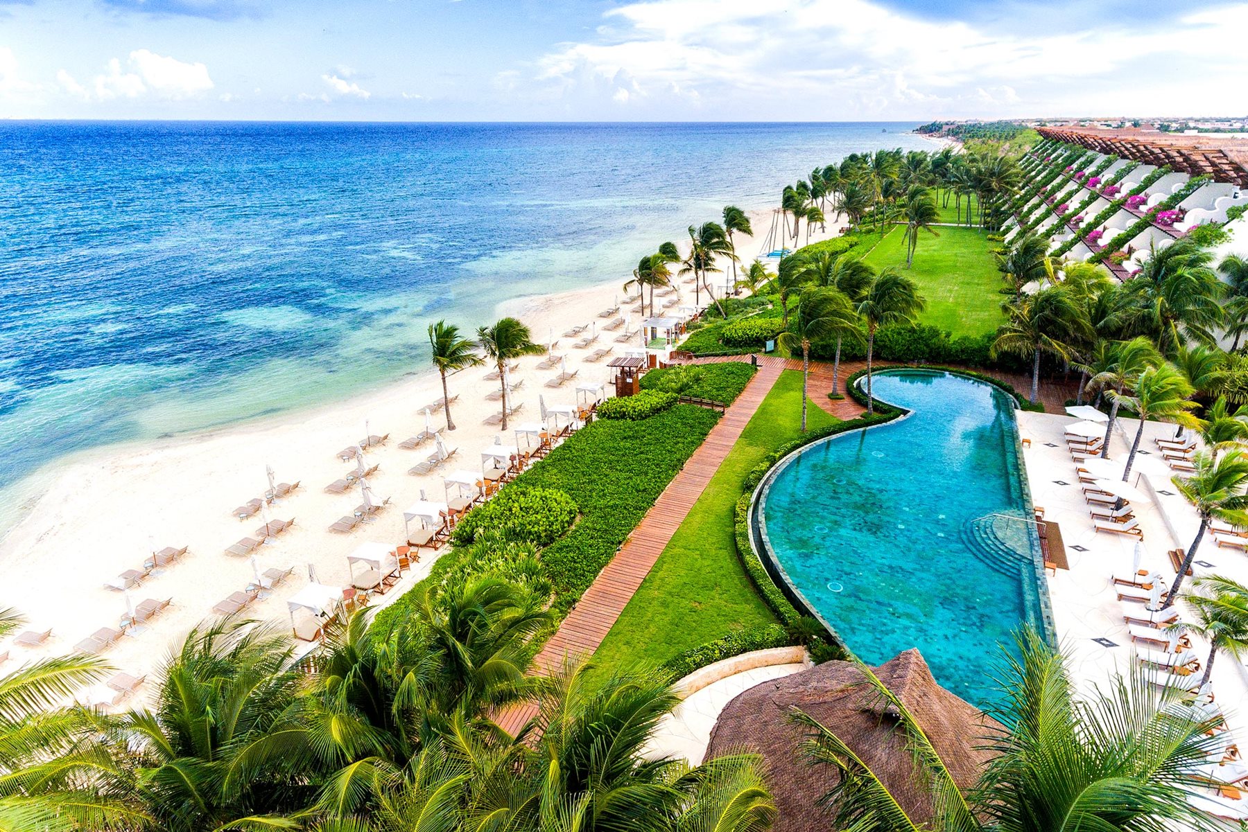 riv-grand-velas-riviera-maya-aerial-03