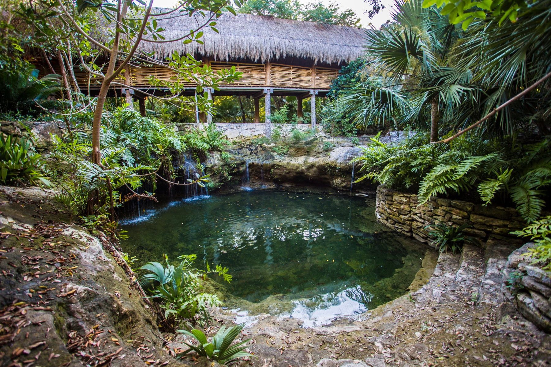 riv-grand-velas-riviera-maya-cenote-01