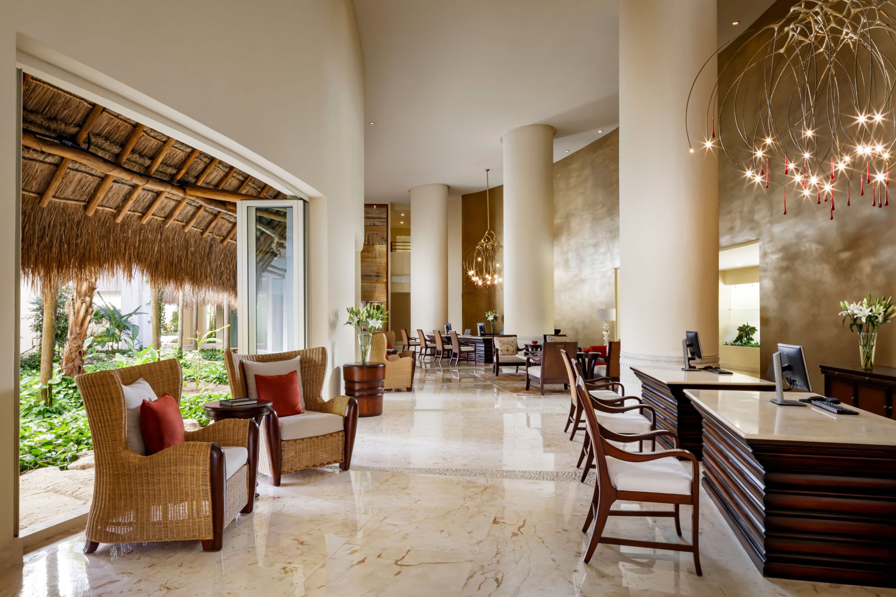 riv-grand-velas-riviera-maya-lobby-01
