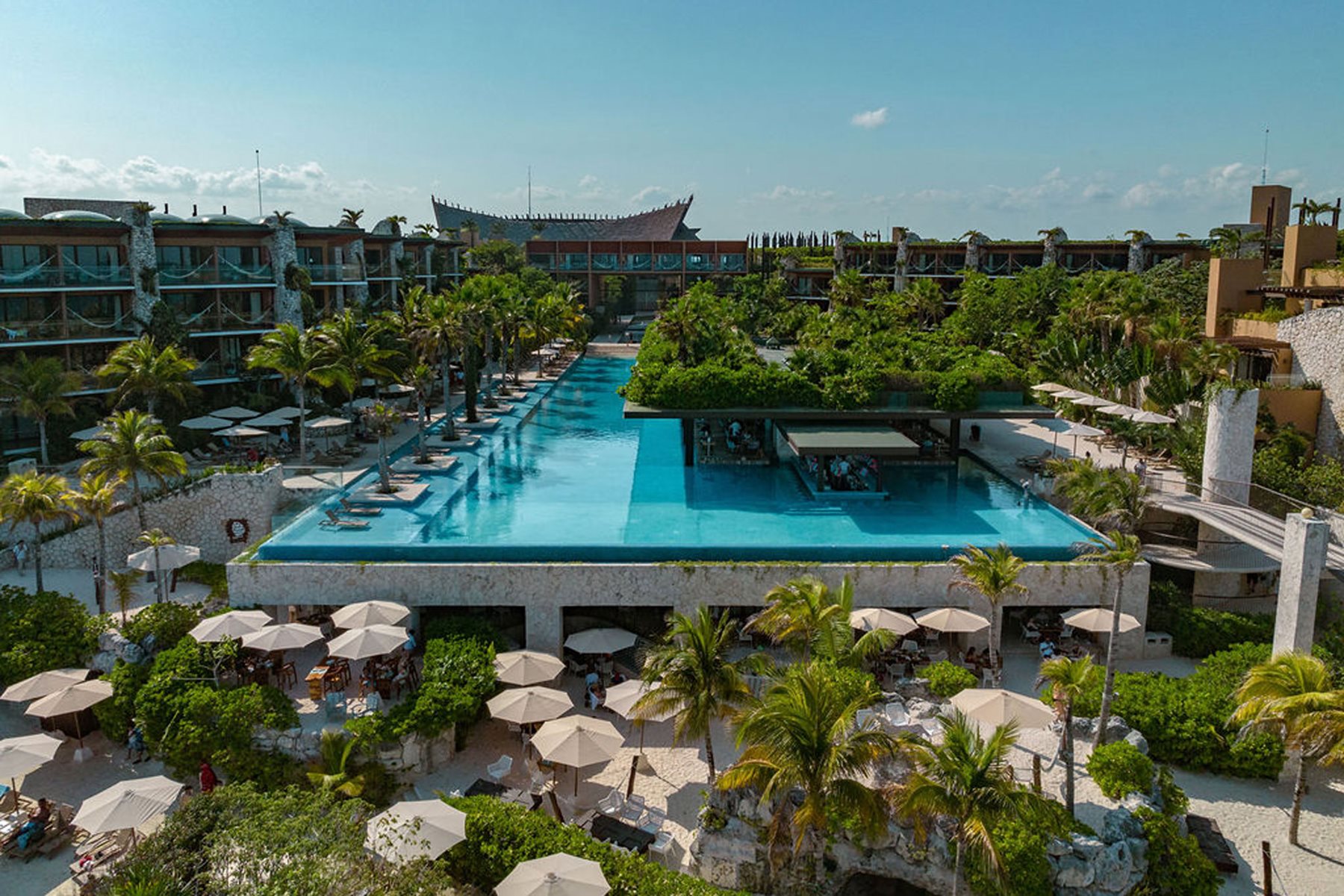 riv-hotel-xcaret-mexico-pool-01.jpg