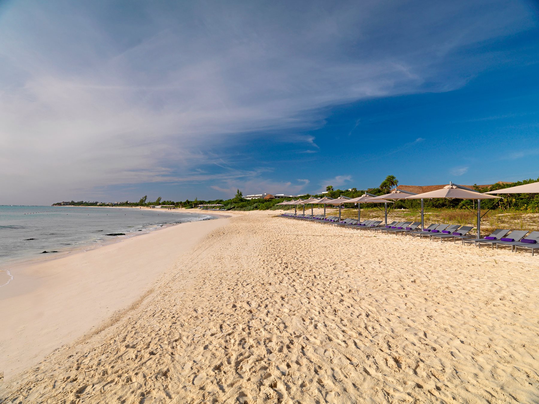 riv-paradisus-playa-del-carmen-beach-02.jpg