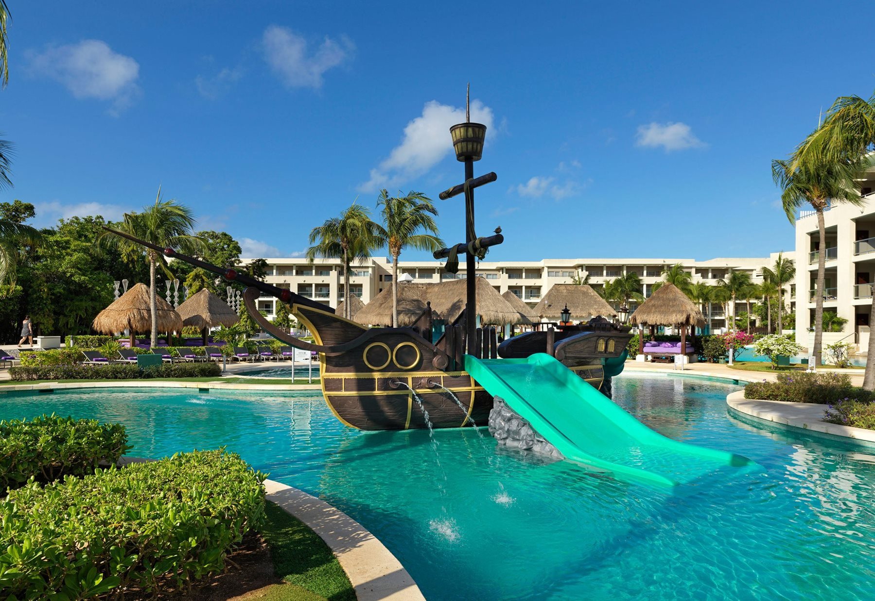 riv-paradisus-playa-del-carmen-pool-kids-03.jpg