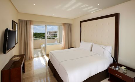 Master Suite Nature View