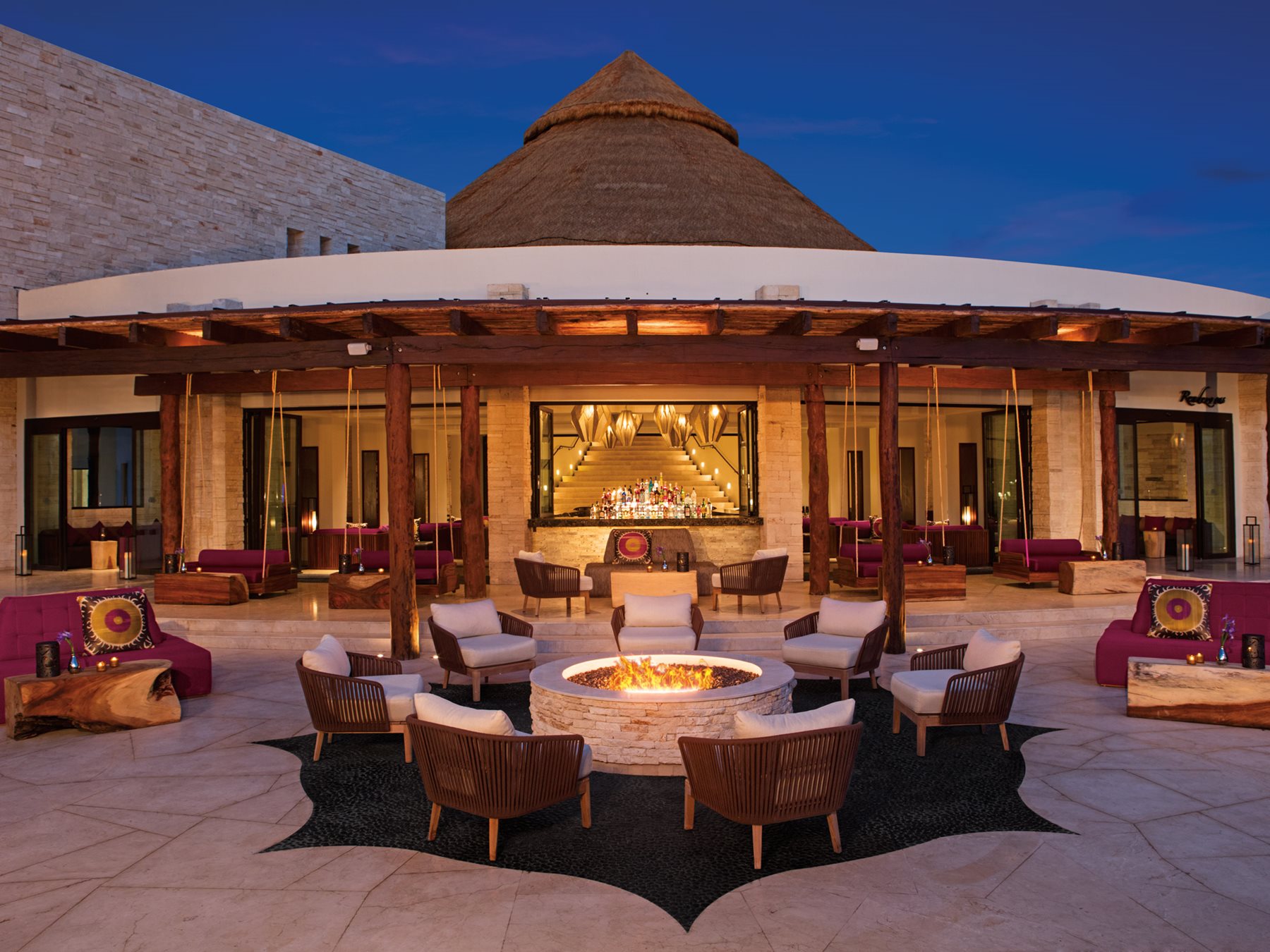 riv-secrets-akumal-bar-rendezvous-01