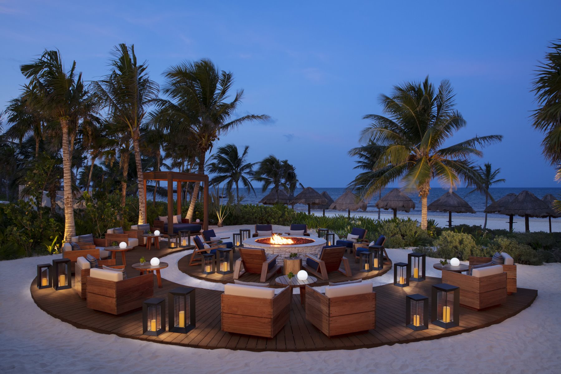 riv-secrets-maroma-beach-prfd-club-beach-club-01.jpg
