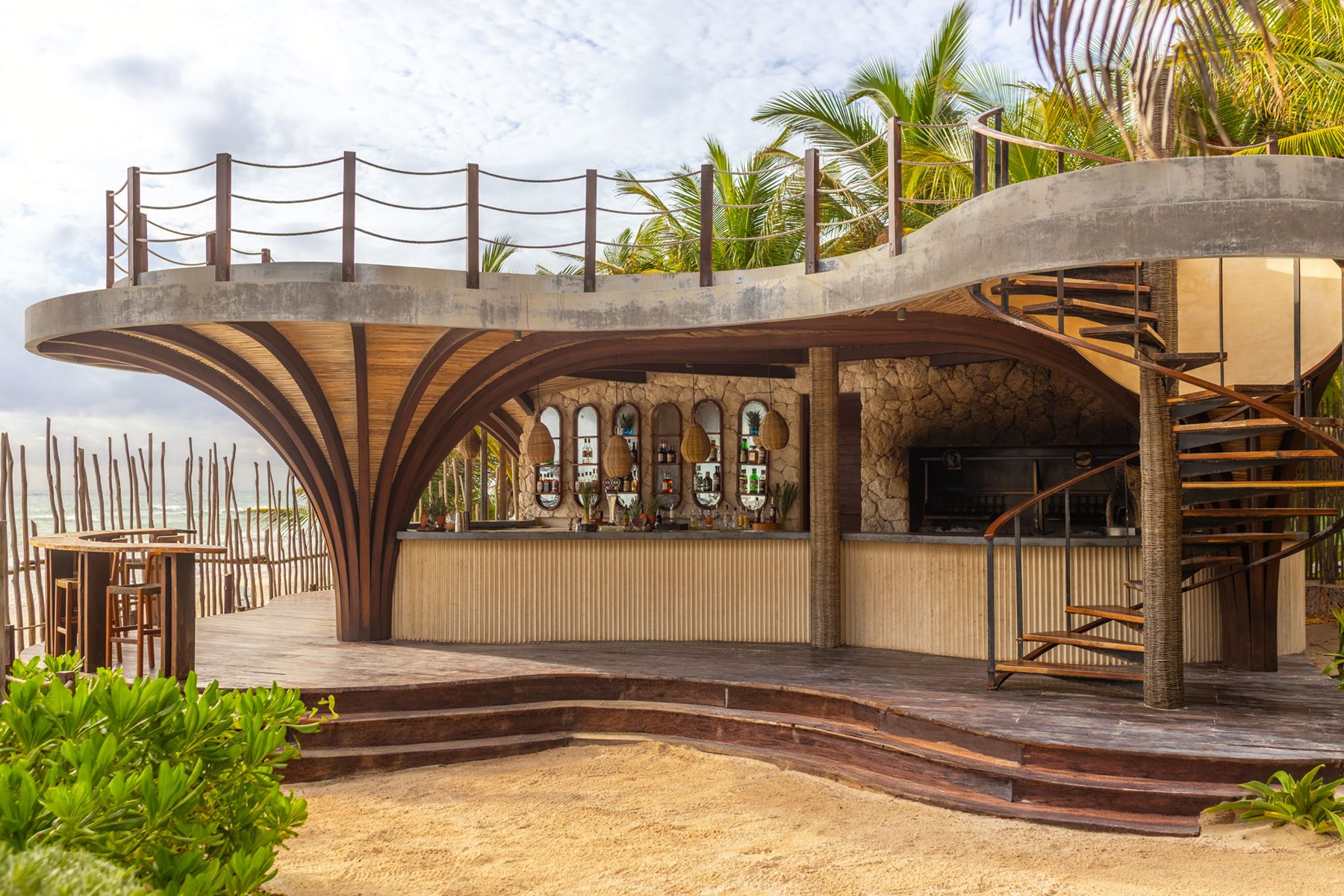 riv-secrets-tulum-resto-willys-01