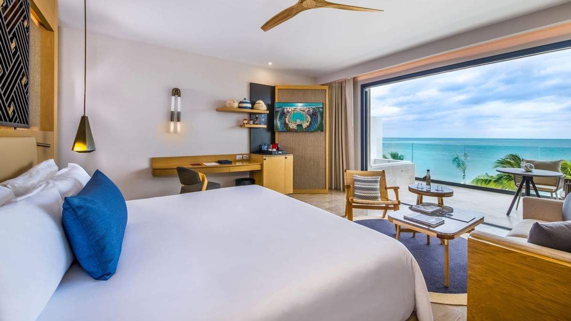Serenity Club Junior Suite Ocean Front King