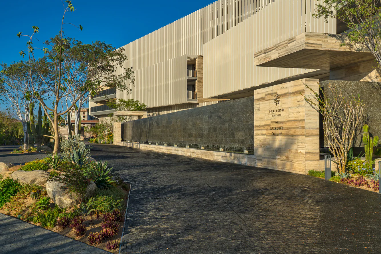 sjdlc-entrance-3140-hor-clsc