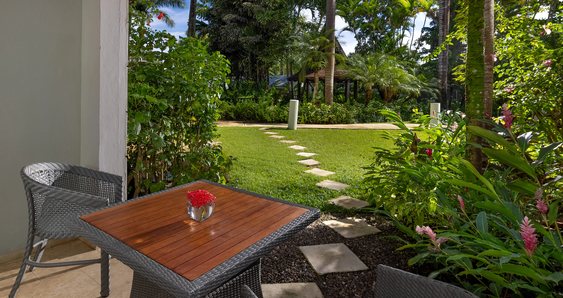 Paradise Premium