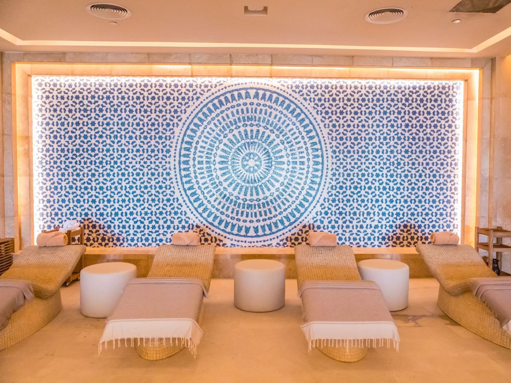 spa-lounge-1_standard