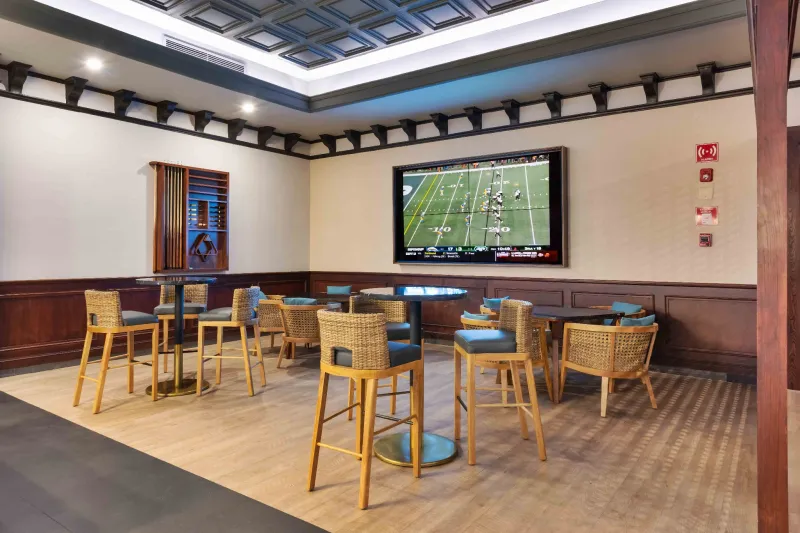 sports-bar-valentin-imperial-riviera-maya9396-3d900be7cd23c50d8b8da79708c89c20