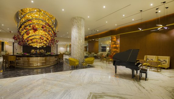 Lobby Bar
.