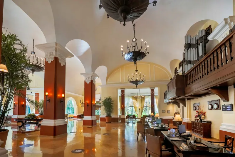 valentinimperialrivieramaya-lobbyyespacioscomunes31277-ce2d9569dd25287833eeee62712dc850
