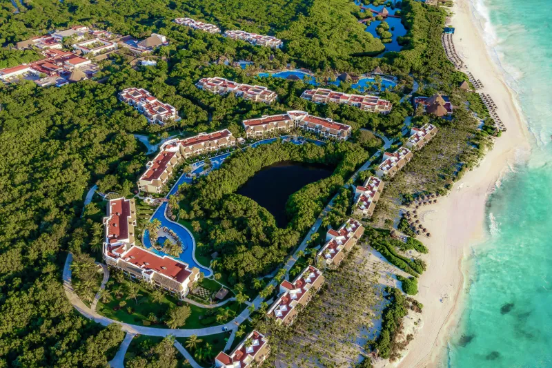 valentinimperialrivieramaya-playa1-2921-c29908d2b17f768135f32de973828243
